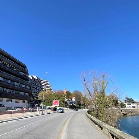 Riverfront Haven Family'S Choice With Free Garage OOporto Esterno foto