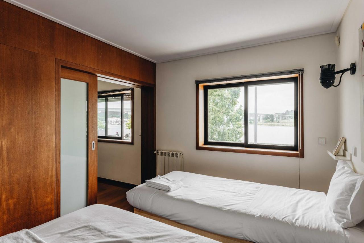 Riverfront Haven Family'S Choice With Free Garage OOporto Esterno foto