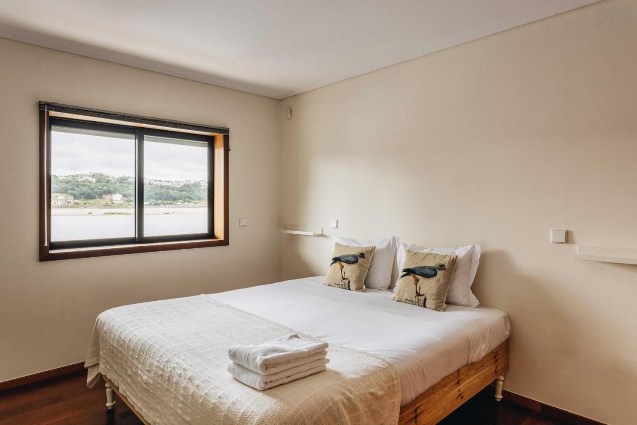 Riverfront Haven Family'S Choice With Free Garage OOporto Esterno foto