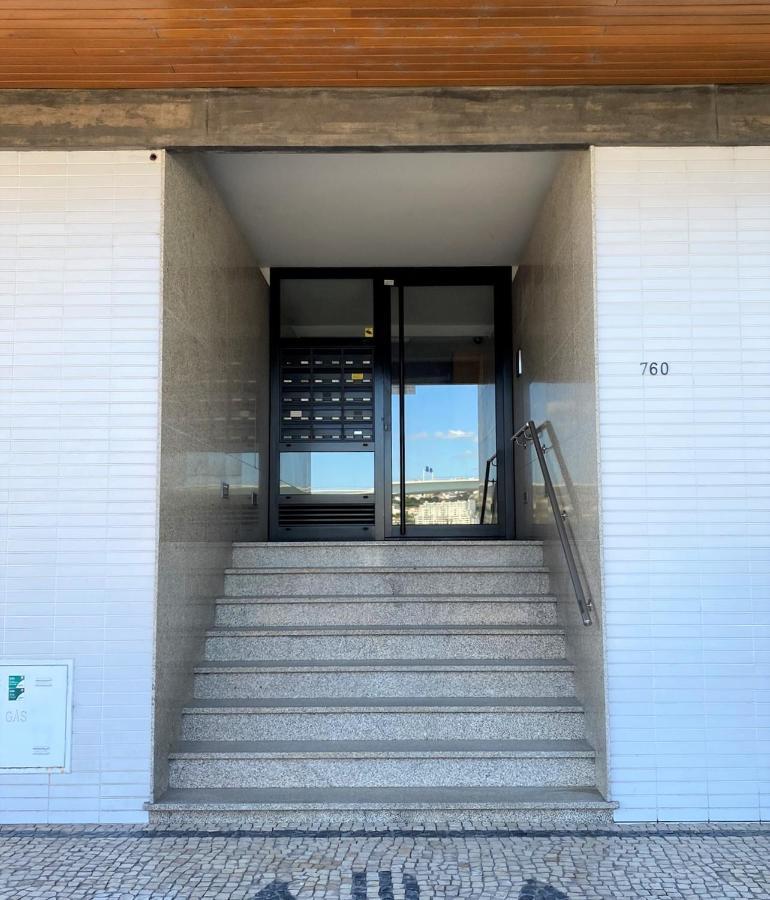 Riverfront Haven Family'S Choice With Free Garage OOporto Esterno foto